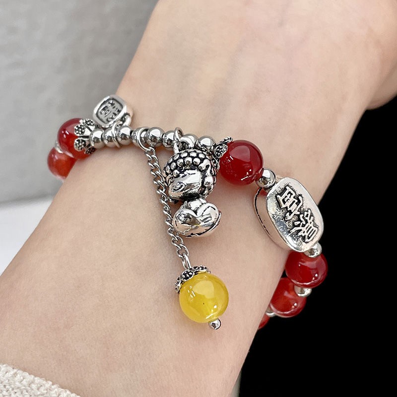 Red agate silver jewelry bracelet, romantic love symbol, blessed with lucky energy
