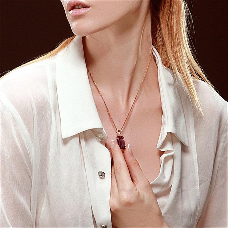 New luxury amethyst pendant inlaid with Hao Shi collarbone necklace