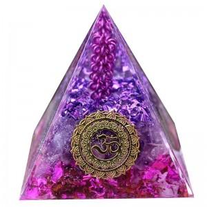 Natural amethyst raw stone pyramid high-frequency energy yoga lucky symbol
